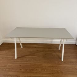 White Office Desk/Table