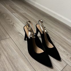 Ann Taylor Factory - Black Pointed Toe Heels With Gold Sling back Strap