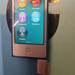 Apple iPod Nano 7th Gen 16GB Blue, MD477LL