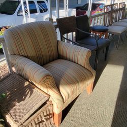 FREE Upholstered Chair, Dining Room Chairs, Metal Table Base, Wicker Chair, Bar Stool, Vinyl Chair, Wicker Cofee Table!!!