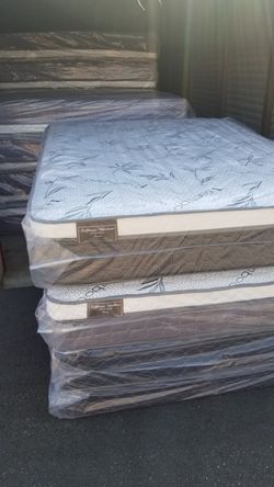 NEW KING MATTRESS SET BRAND NEW