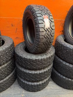 265/70R16 Goodyear Wrangler Duratrac A/T Full Set of 4 Used Tires