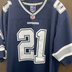 Cowboys  Jersey. Item No 156 (Shopgoodwill )