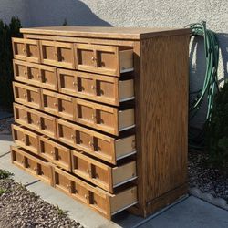 15 Drawers Solid Wood Oak Dresser 