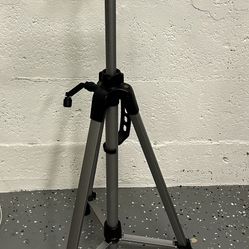 Tripod Fully Adjustable 