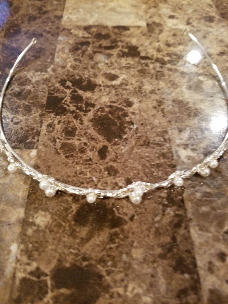 Pearl tiara