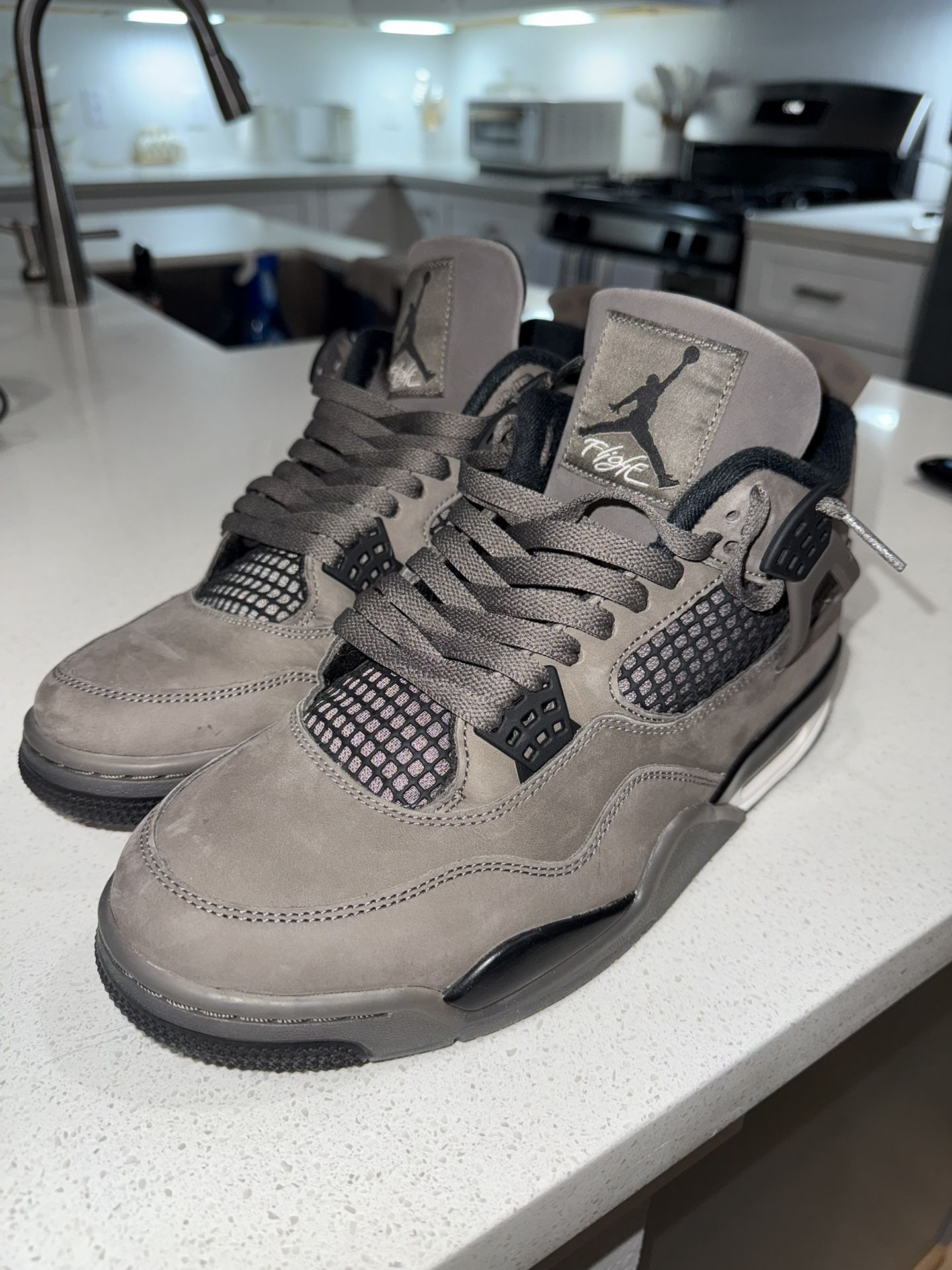 Air Jordan 4 'Cave Stone and Black'