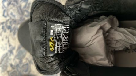Keen Carbon Toe High top Shoes