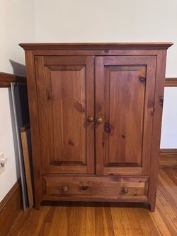 $10- Need it gone soon ASAP! MOVING SALE! Pick up in Brookline.