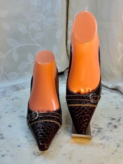 Karen Scott Women Dani Slingback Heels 7.5M Brown Croc Pointed Toe Buckle Formal