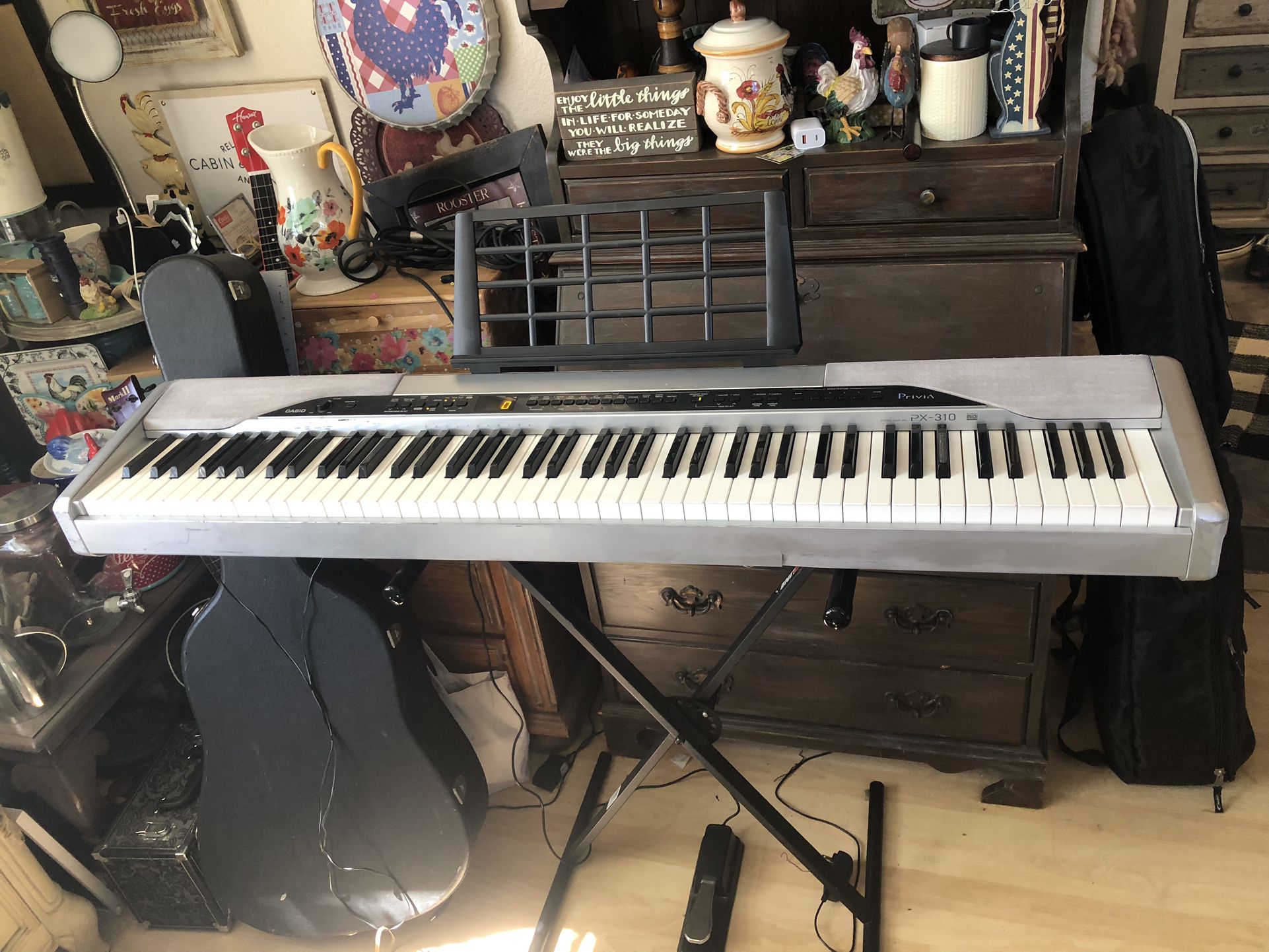 88-Key Casio Privia PX-310 Electronic Piano Pkg! WEIGHTED KEYS!