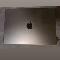 MacBook PRO 14INCH NOV 2024