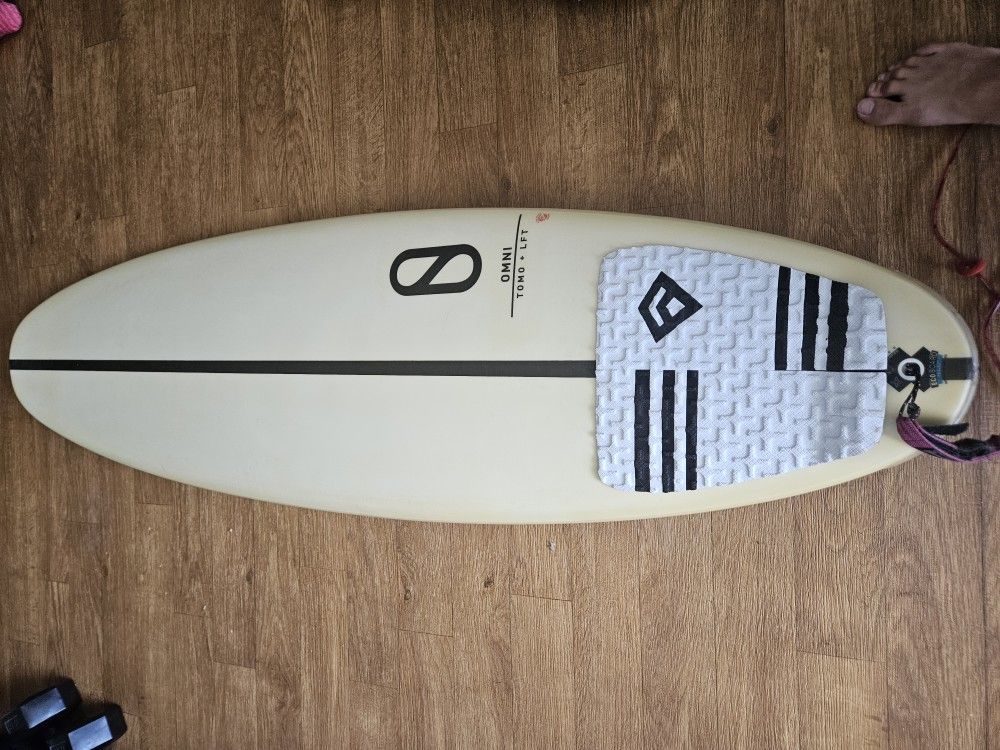 [Surfboard] OMNI TOMO+LFT (5'6")