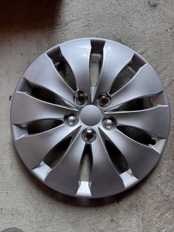 16” hubcaps for Honda accord 1pc broken see pictures
