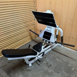 Cybex Squat Press- Olympic Weight Plate Loaded - Commercial Gym Equipment 