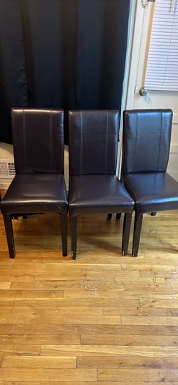 3 Dinning Chairs