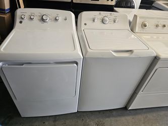 SET WASHER AND GAS DRYER GE PROFILE 