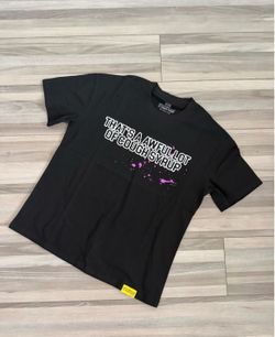 Size medium brand new 35$