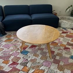 Round Coffee Table (36”)