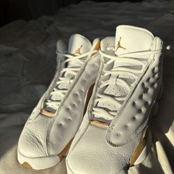 Jordan 13 Youth 6.5 (US) (White/Wheat)
