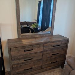 Rainier 2 Dresser +Mirror 