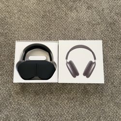 New Black Apple AirPods Max