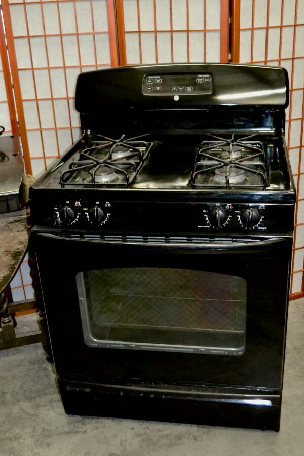 Ge black gas sale stove