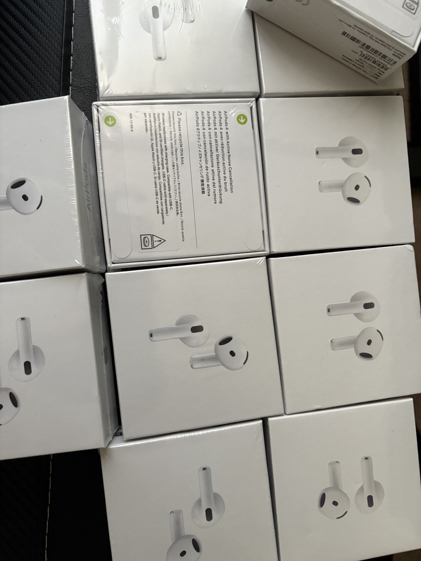 AirPod 4s