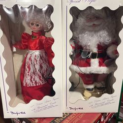 Design art Mr And Mrs Claus 21 ‘’ Animated And Illuminated 