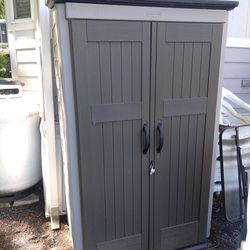 Rubbermaid Storage Shed