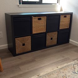 8 Cubical Storage Shelve With Boxes