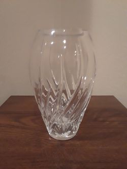 Marquis by Waterford Wyndmere 7" Crystal Flower Vase