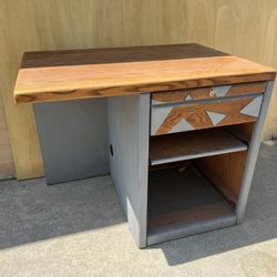 Free Solid Wood Desk
