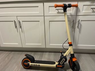 Kick scooter for kids , with charger
