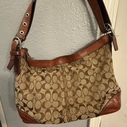 Coach Vintage Large Duffle Shoulder HandBag