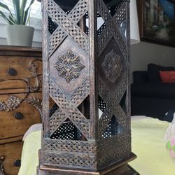 Vintage Asian Inspired Metal Brass Table Lamp 32" tall 7" wide

