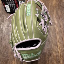 Wilson A2000 11.5" Series Glove- NEW