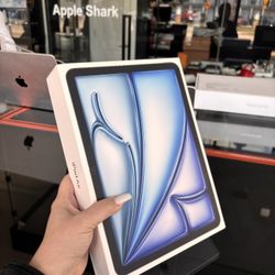 Apple 11” iPad Air M4 Chip 128GB WiFi New in box! One year warranty! We offer financing!
