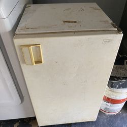 non working mini fridge