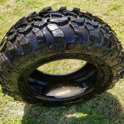 36X13.50R20 Irok Radial - Interco Super Swamper