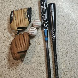 2 Bats 2 Gloves 2 Balls. Little League Tball