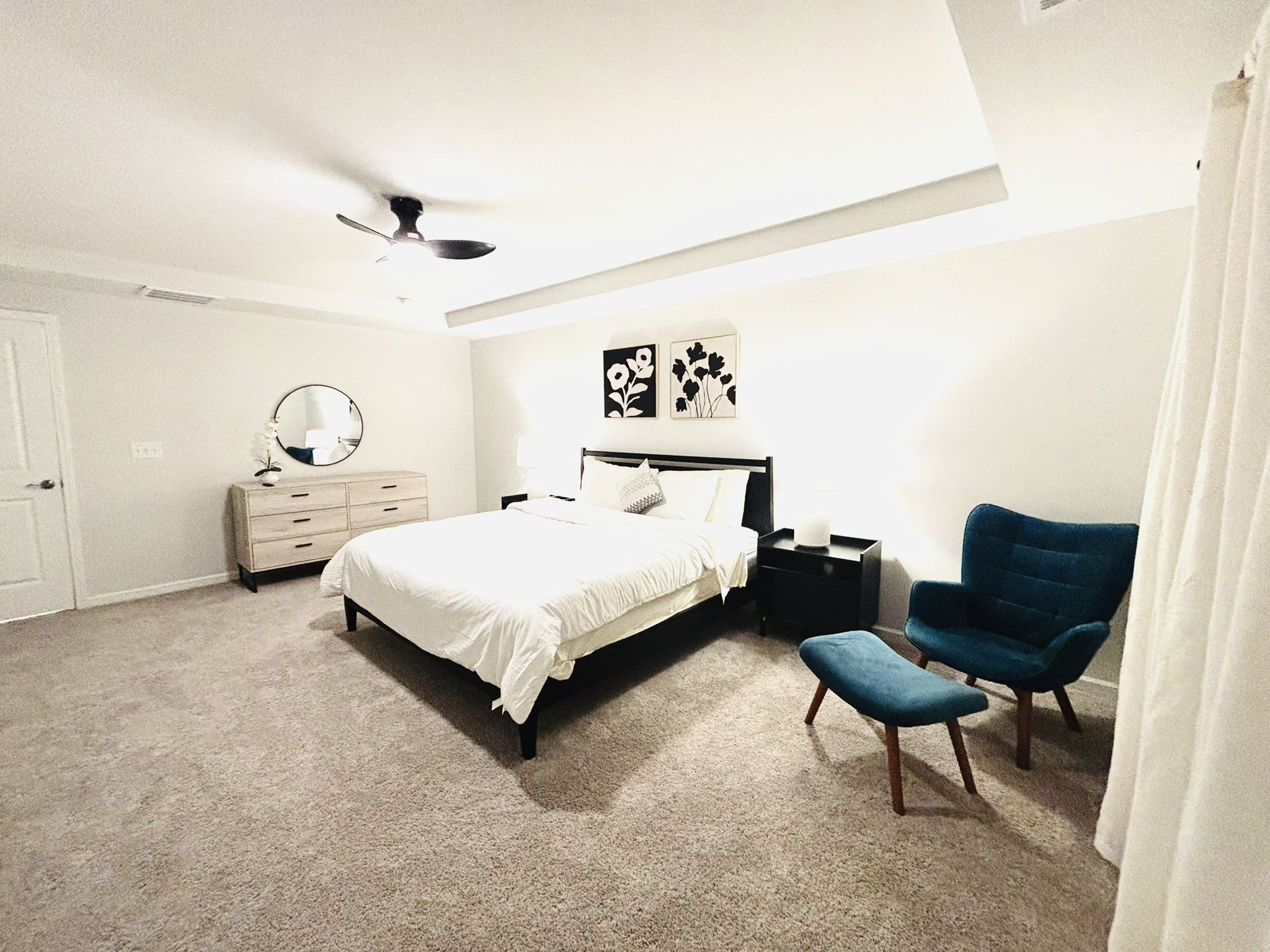 Bedroom Furniture Set