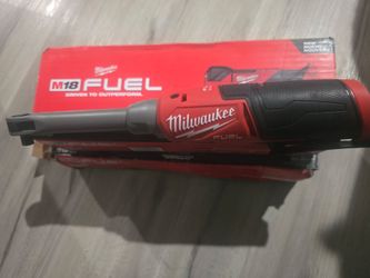 Milwaukee M12 Ratchet 3/8