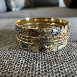 6-Piece Gold Bracelets