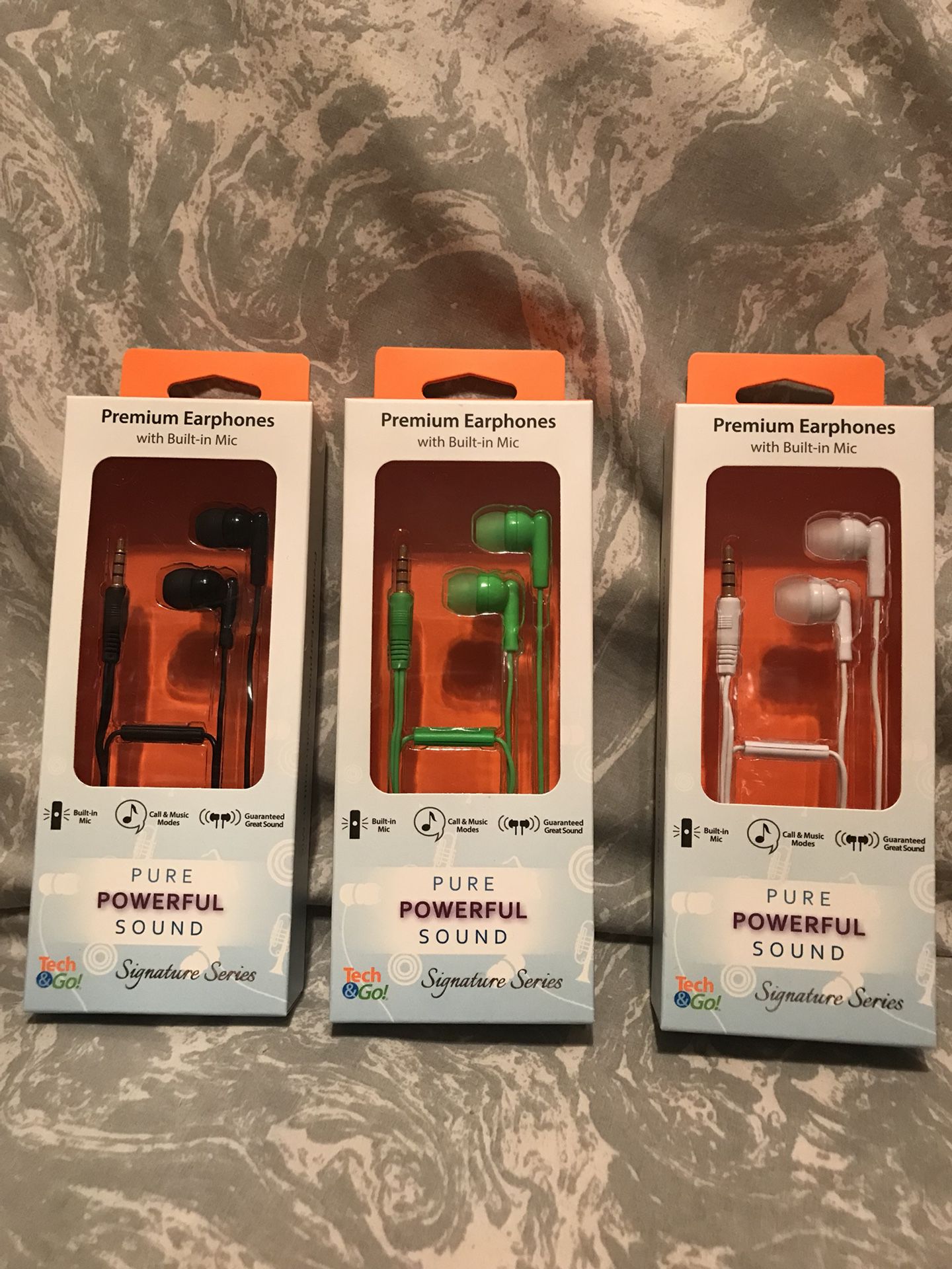 Headset/ Earphones/ Earbuds with mic/ Phone/Music New