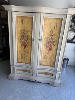 TV cabinet
