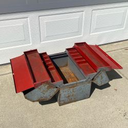 CRAFTSMAN tool Box - Vintage 