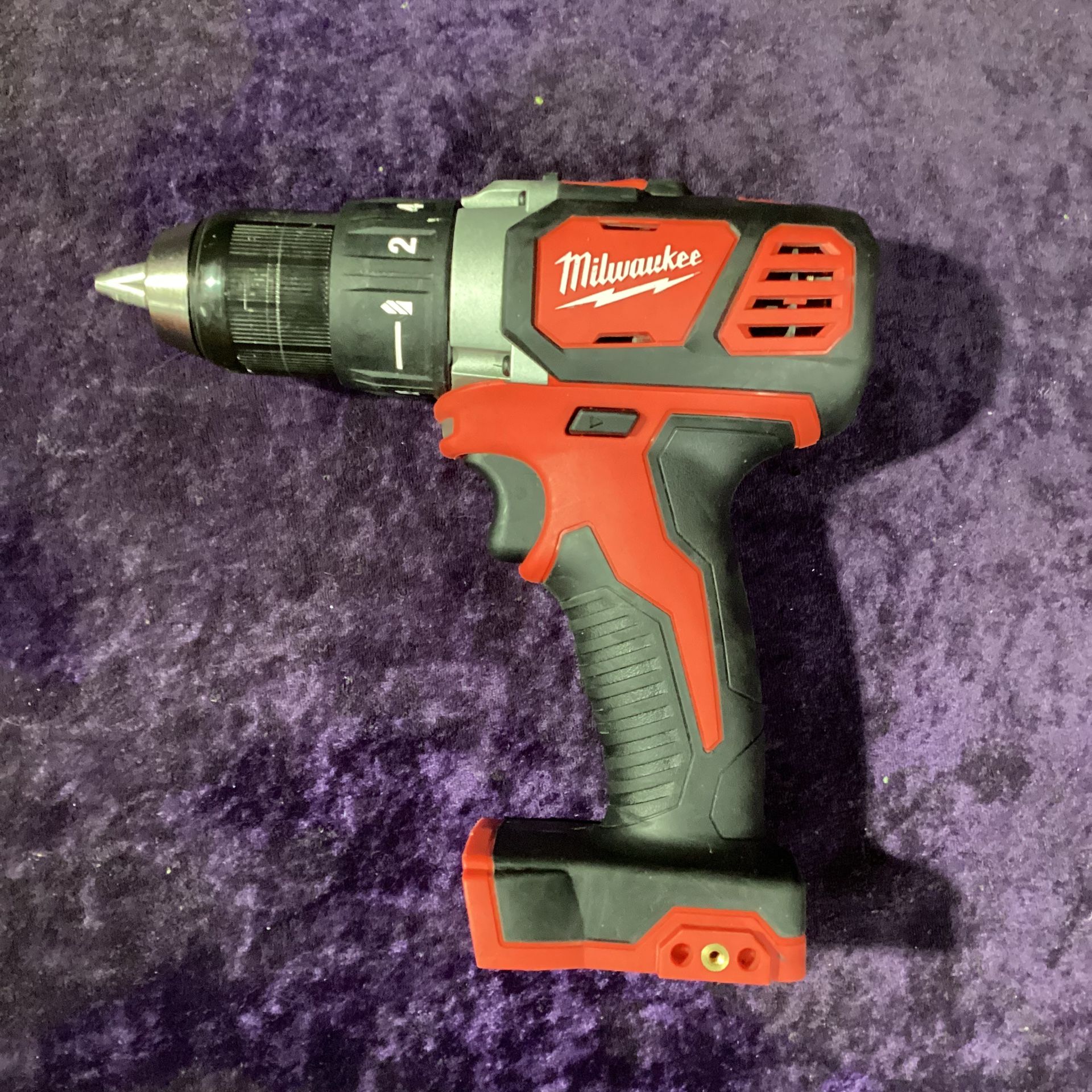 🧰🛠Milwaukee M18 Cordless 1/2 in. Drill Driver(Tool-Only)-$50!🧰🛠