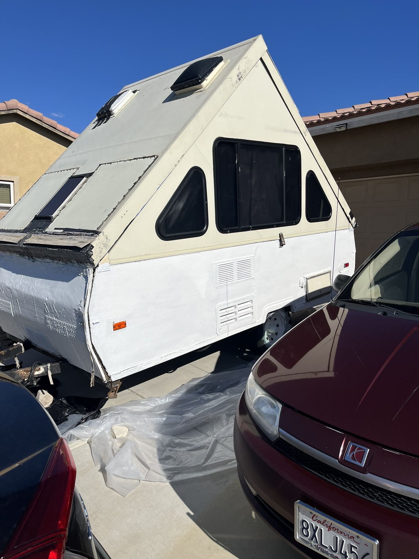 1992 Alpine Pop Up Trailer -White