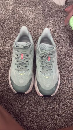 Hoka Clifton 10